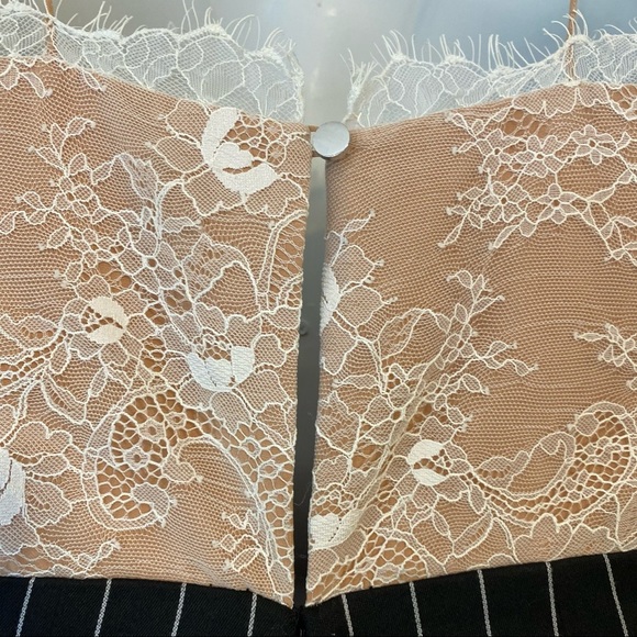 Vatanika Floral Lace Cutout V-Neck Wide-Leg Pin Stripe Contrast Jumpsuit Sz 4 - Picture 6 of 9